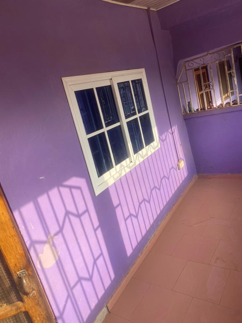 Two Separate Single Rooms @ Berekum Jamdede